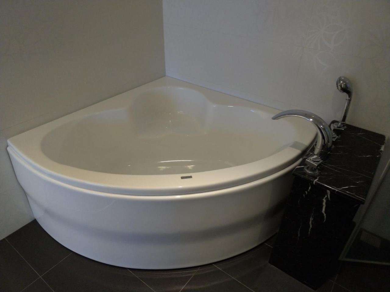 Bed and Breakfast Dear Garden Тонхэ Экстерьер фото
